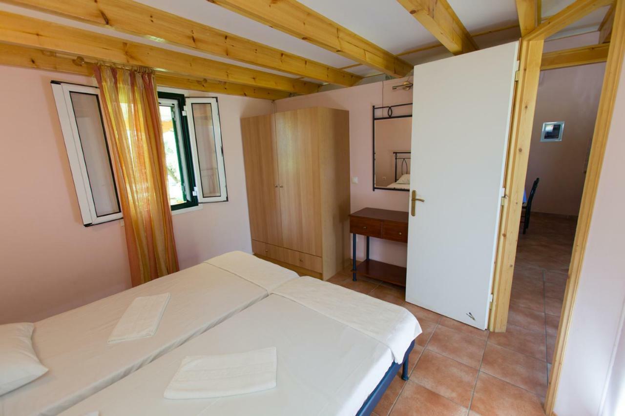 Foufas Houses Parálion Ástros 외부 사진